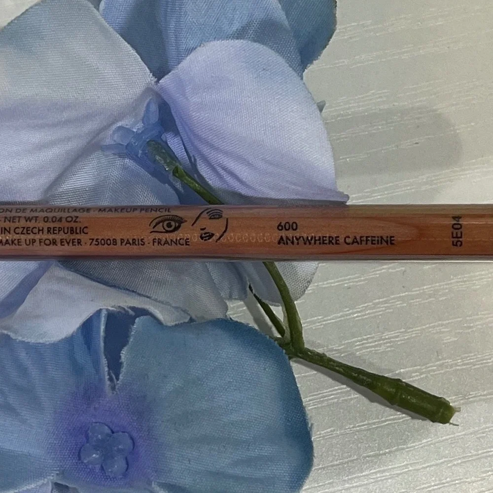 Make Up For Ever Artist Color Pencil 600 Anywhere Caffeine Multi-Use Matte Brown